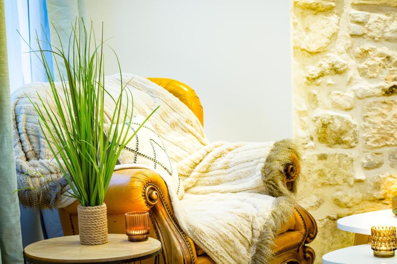 Sauna - Le Loft Des Remparts - Flobnb Laon Bagian luar foto
